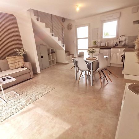 Magnifique Duplex Neuf Parking Et Terrasse Apartamento Dole Exterior foto