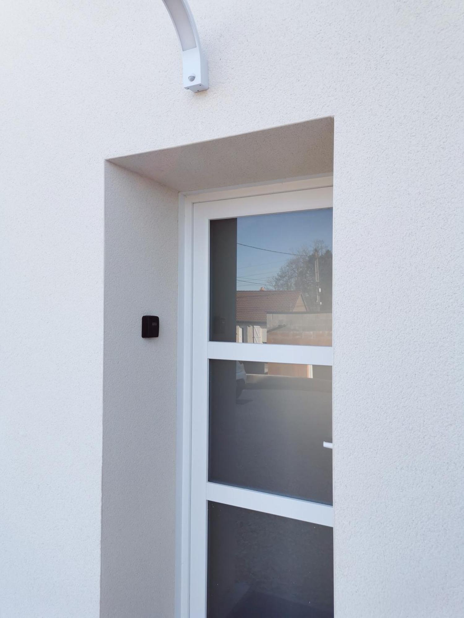 Magnifique Duplex Neuf Parking Et Terrasse Apartamento Dole Exterior foto